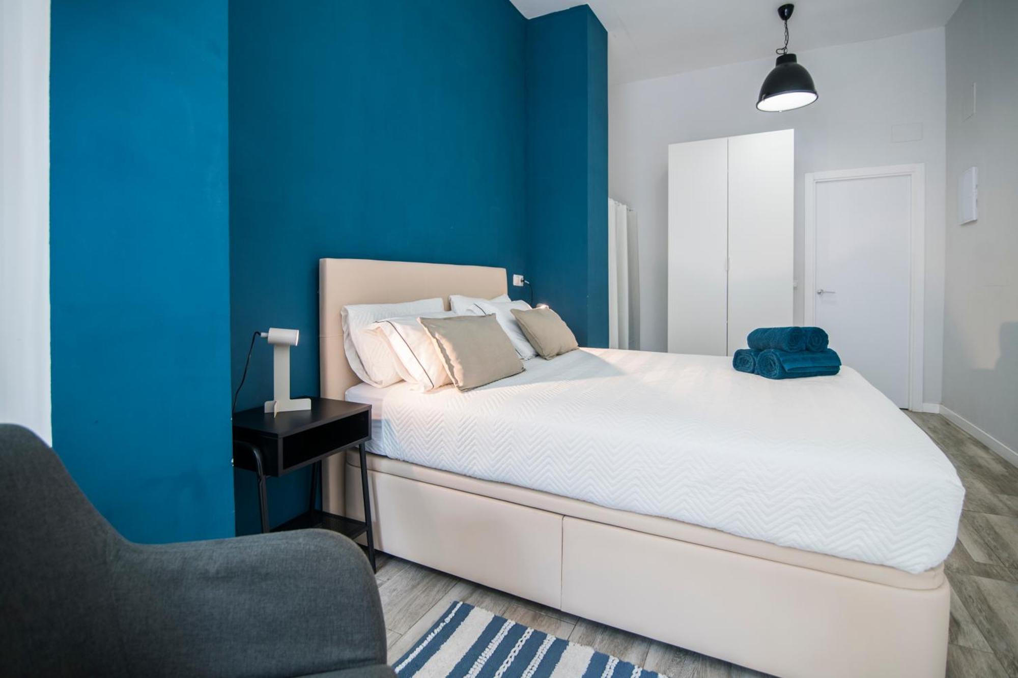 Appartamento Cozy Loft In Valenza Esterno foto