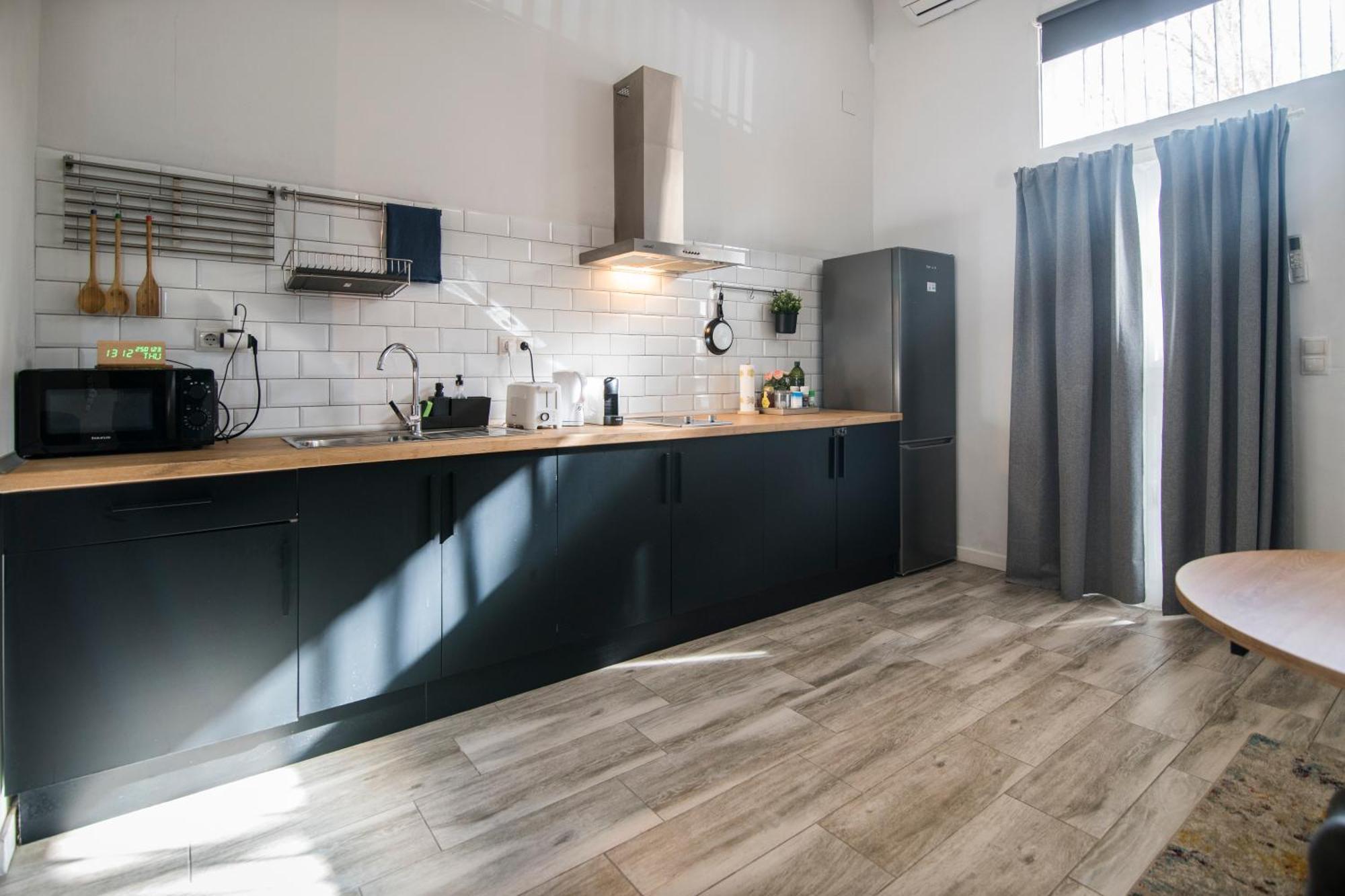 Appartamento Cozy Loft In Valenza Esterno foto
