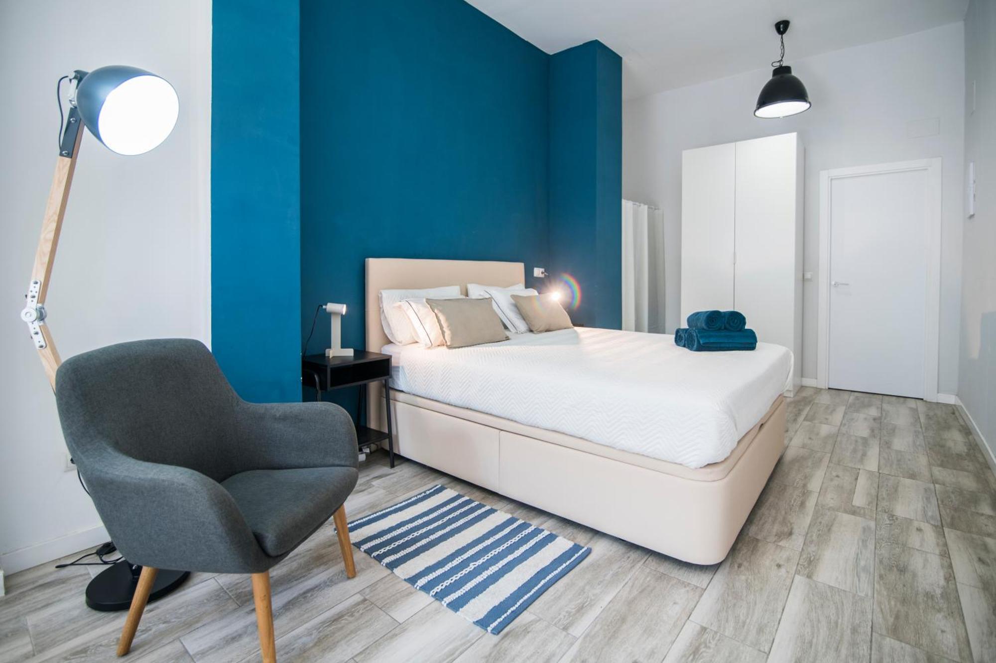Appartamento Cozy Loft In Valenza Esterno foto